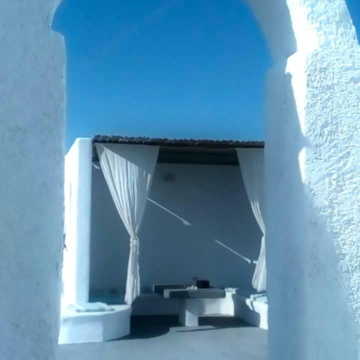 White Rooms 3 Komia Εξωτερικό φωτογραφία